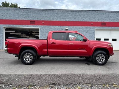 2018 Toyota Tacoma SR5 Double Cab 6' Bed V6 4x4 AT (Natl)