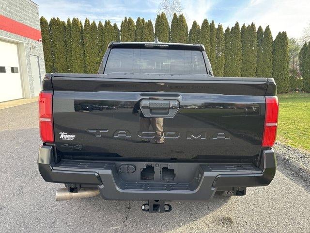 2024 Toyota Tacoma 4WD 4WD SR5 Double Cab 5' Bed AT (GS)