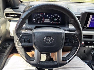 2024 Toyota Tacoma 4WD 4WD TRD Off Road Double Cab 5' Bed AT (Natl)