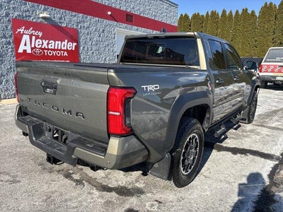 2026 Toyota Tacoma 4WD 4WD TRD Sport Double Cab 5' Bed AT (Natl)