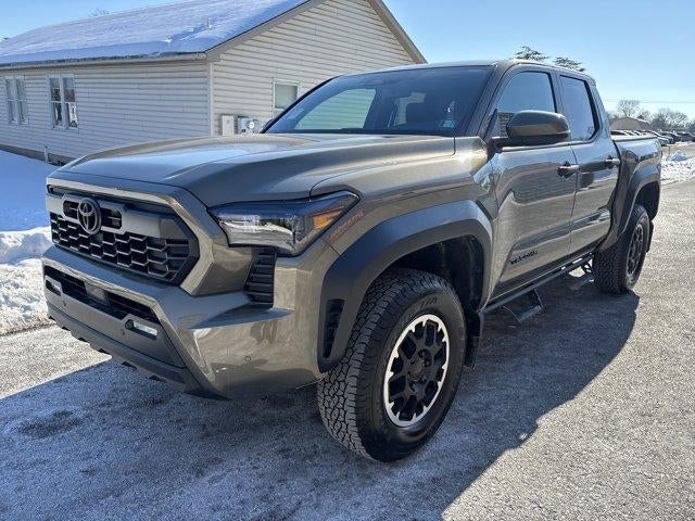 2026 Toyota Tacoma 4WD 4WD TRD Sport Double Cab 5' Bed AT (Natl)