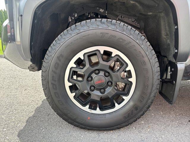 2025 Toyota Tacoma 4WD 4WD TRD Off Road Double Cab 5' Bed AT (Natl)