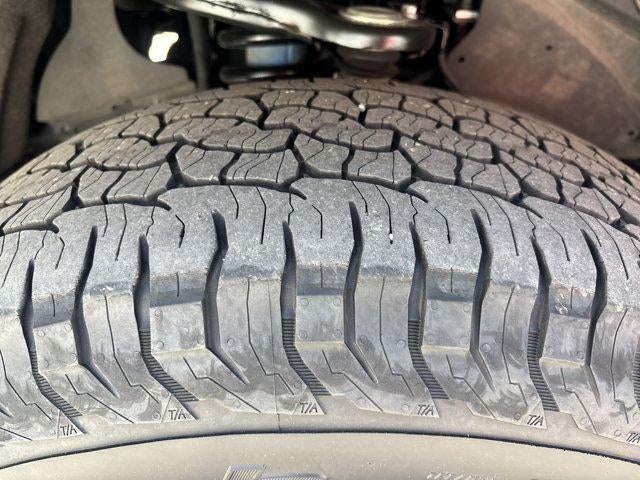 2024 Toyota Tacoma 4WD 4WD TRD Off Road Double Cab 5' Bed AT (Natl)
