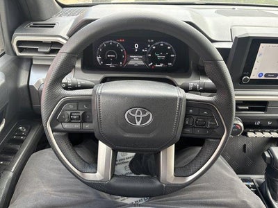 2025 Toyota Tacoma 4WD 4WD TRD Off Road Double Cab 5' Bed AT (Natl)