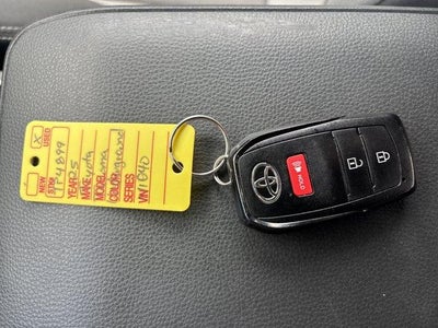 2025 Toyota Tacoma 4WD 4WD TRD Off Road Double Cab 5' Bed AT (Natl)