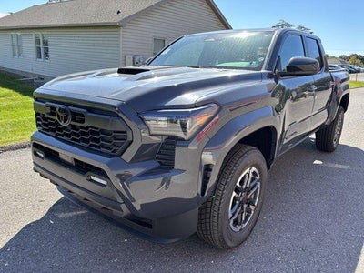 2026 Toyota Tacoma 4WD 4WD TRD Sport Double Cab 5' Bed AT (Natl)
