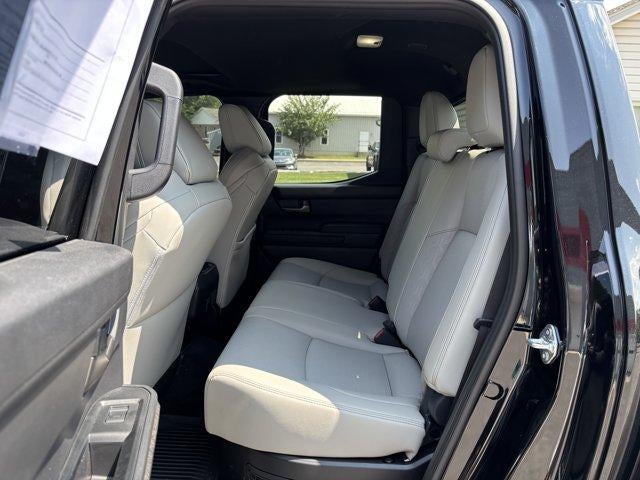 2026 Toyota Tacoma 4WD 4WD Limited Hybrid Double Cab 5' Bed AT (Natl)