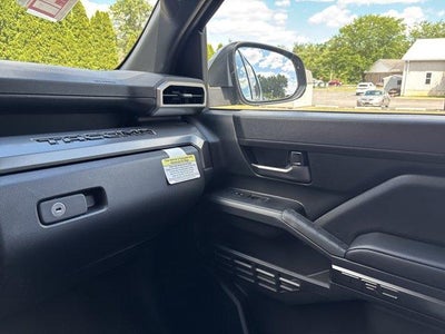 2026 Toyota Tacoma 4WD 4WD TRD Off Road Hybrid Double Cab 5' Bed AT (Natl)