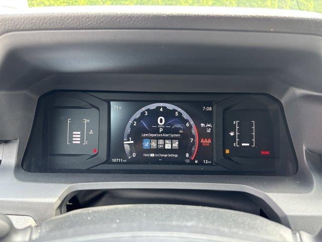 2025 Toyota Tacoma 4WD 4WD SR Double Cab 5' Bed AT (GS)