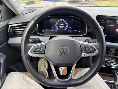 2025 Volkswagen Jetta SE Auto