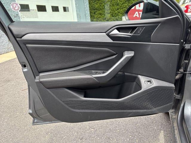 2025 Volkswagen Jetta Sport Auto