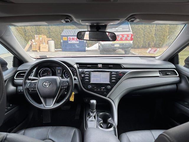 2018 Toyota Camry SE Auto (SE)