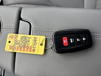 2020 Toyota Avalon Hybrid Limited (Natl)