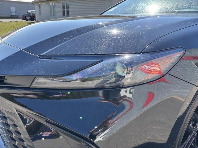 2025 Toyota Camry SE (SE)