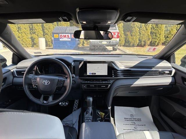 2025 Toyota Camry SE (SE)