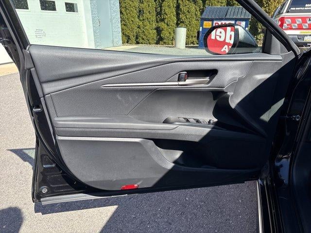 2025 Toyota Camry SE (SE)