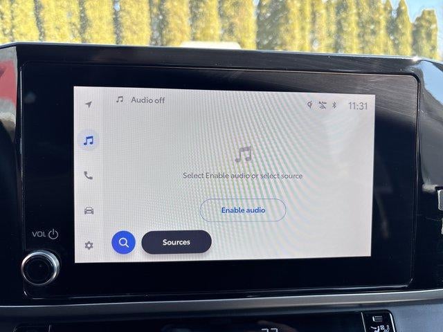 2025 Toyota Camry SE (SE)