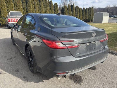 2025 Toyota Camry SE (SE)