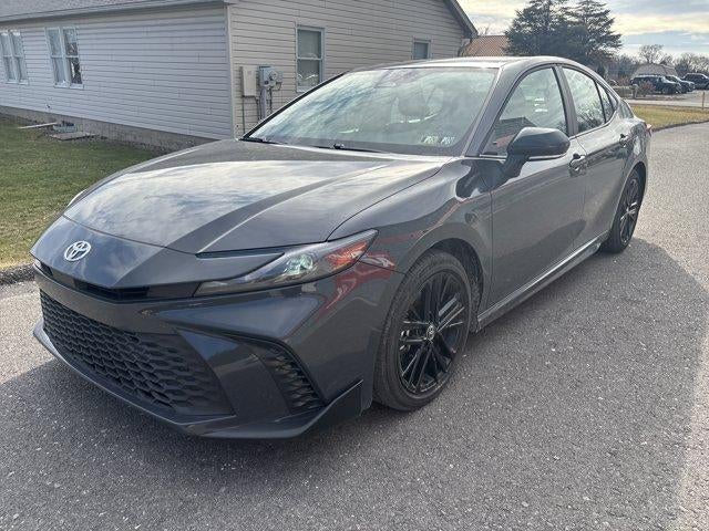 2025 Toyota Camry SE (SE)