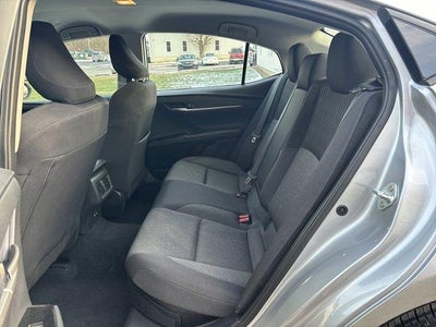 2025 Toyota Camry LE (SE)