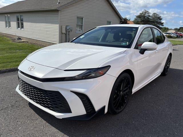 2025 Toyota Camry SE (SE)