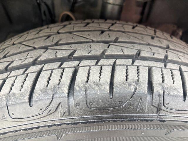 2025 Toyota RAV4 Hybrid XLE AWD (Natl)