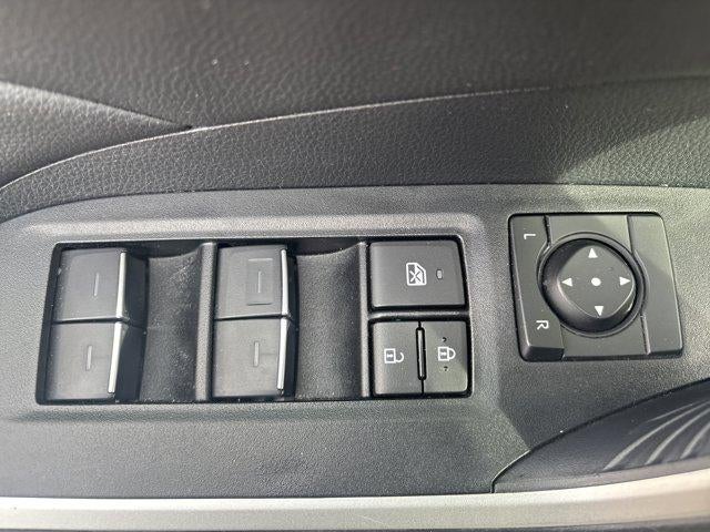 2025 Toyota RAV4 Hybrid XLE AWD (Natl)