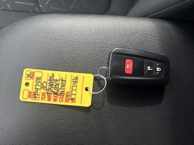 2025 Toyota RAV4 Hybrid XLE AWD (Natl)