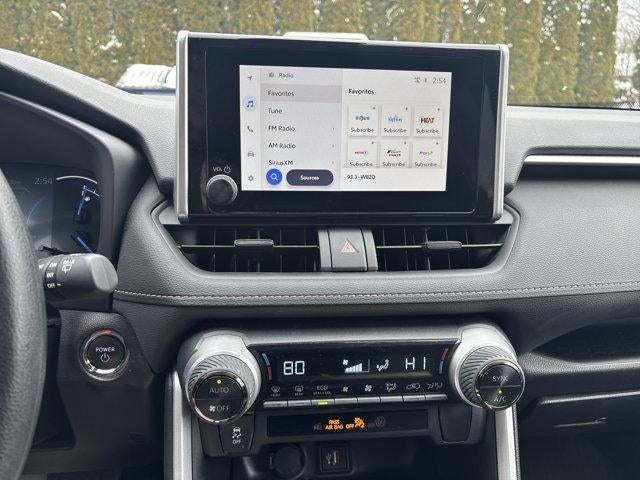 2025 Toyota RAV4 Hybrid XLE AWD (Natl)