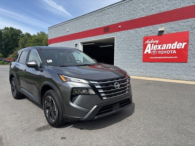 2025 Nissan Rogue AWD SV