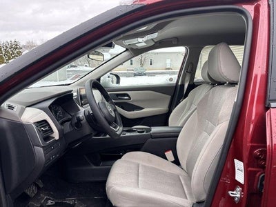 2024 Nissan Rogue AWD SV