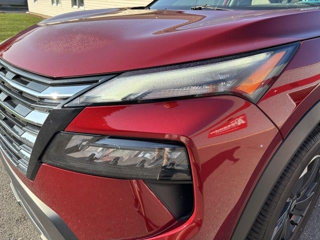 2025 Nissan Rogue AWD SV