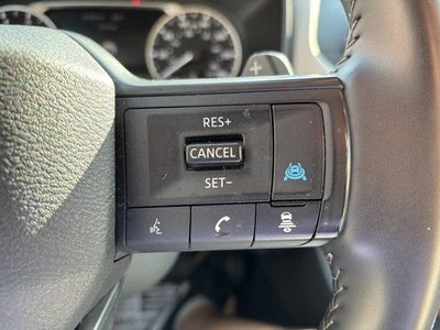2025 Nissan Rogue AWD SV