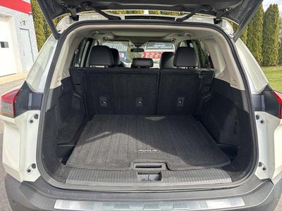 2023 Nissan Rogue AWD SV *Ltd Avail*