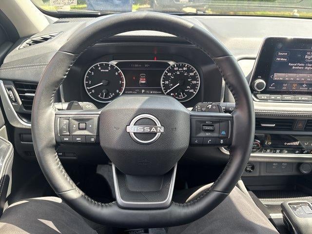 2025 Nissan Rogue AWD SV