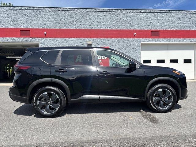 2025 Nissan Rogue AWD SV