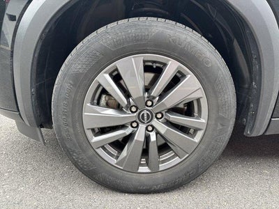 2025 Nissan Pathfinder SV 4WD