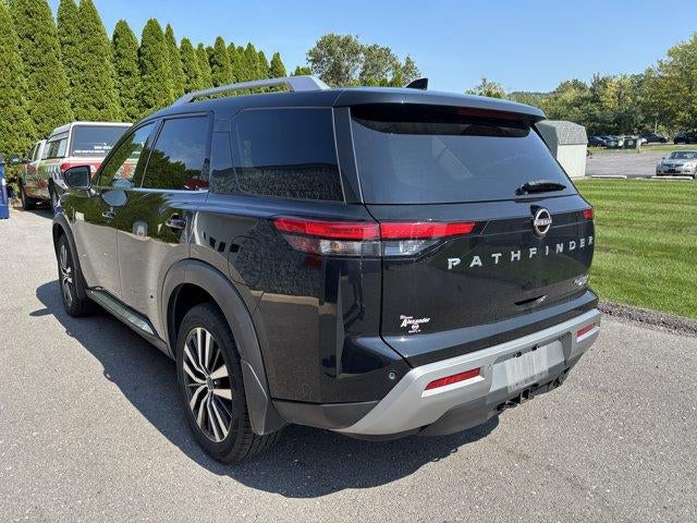 2022 Nissan Pathfinder Platinum 4WD