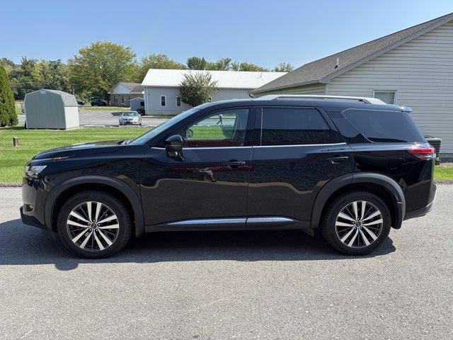 2022 Nissan Pathfinder Platinum 4WD