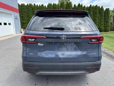 2024 Toyota Grand Highlander Limited AWD (Natl)