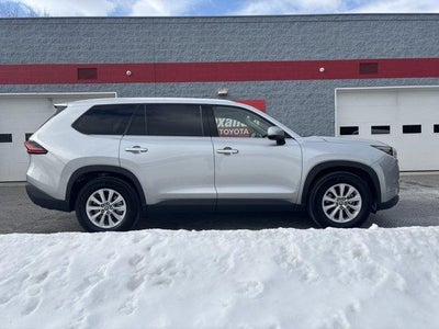 2025 Toyota Grand Highlander XLE AWD (Natl)