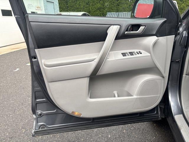 2013 Toyota Highlander 4WD 4dr V6 SE (Natl)