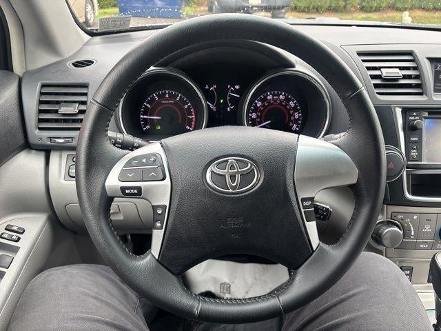 2013 Toyota Highlander 4WD 4dr V6 SE (Natl)
