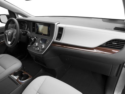 2017 Toyota Sienna XLE Premium AWD 7-Passenger (Natl)