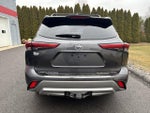 2022 Toyota Highlander Platinum AWD (Natl)