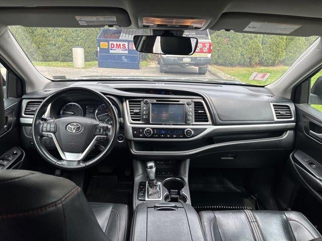 2019 Toyota Highlander SE V6 AWD (Natl)