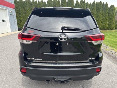 2019 Toyota Highlander SE V6 AWD (Natl)