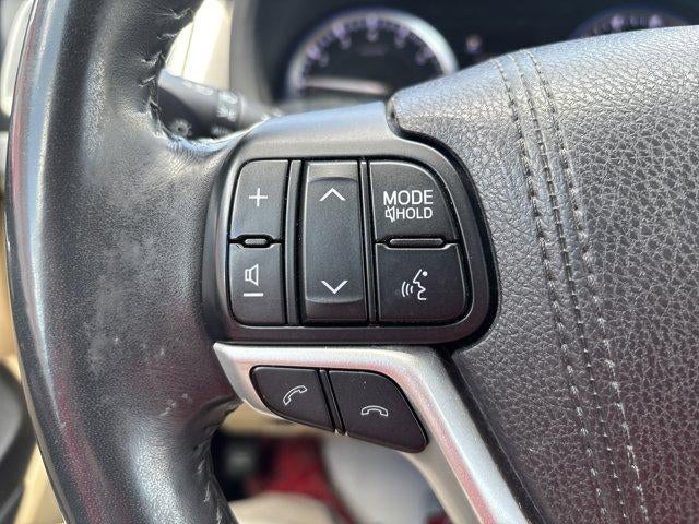 2017 Toyota Highlander XLE V6 AWD (Natl)