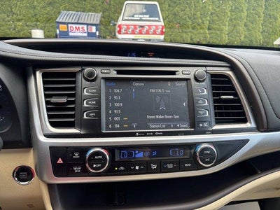 2017 Toyota Highlander XLE V6 AWD (Natl)