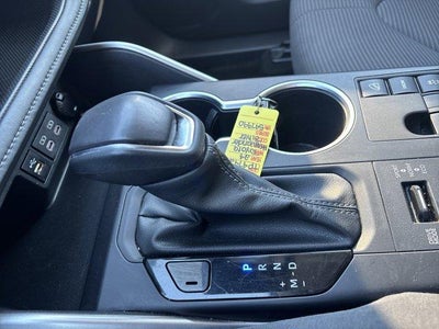 2024 Toyota Highlander LE AWD (SE)